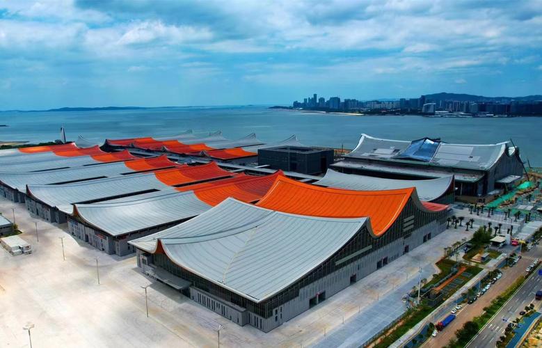 厦门国际会展中心 海峡西岸的会展旗舰与商业服务综合体